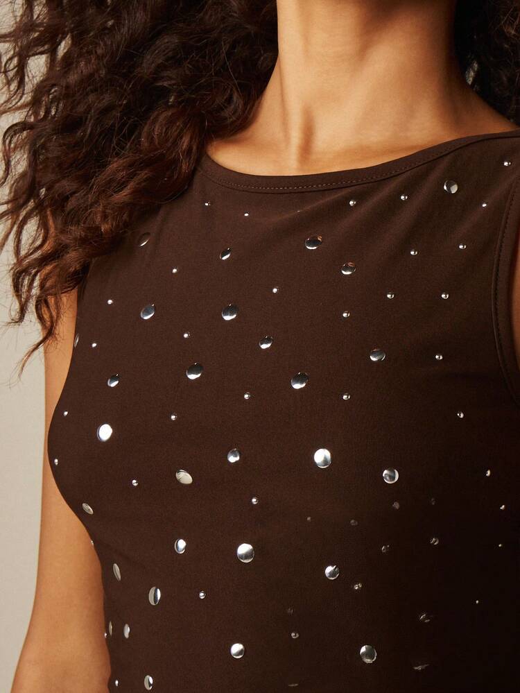 MISSGUIDED Top cropped sem mangas com tachas espelhadas