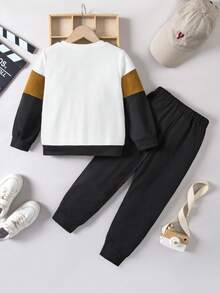 SHEIN Sudadera y pantalón deportivo para joven con gráfico de letras y bloques de color - Multicolor - Ver 2