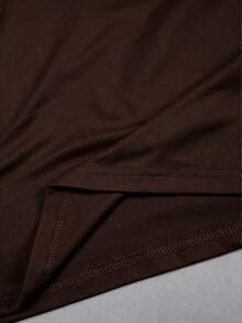 Franclia Kaos Ukuran Besar Leher V Lengan Pendek dengan Pinggang yang Dikencangkan - Coklat - View 5