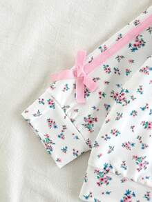 SHEIN Vintaside Kids 女嬰秋冬款柔軟舒適復古碎花粉色蝴蝶結裝飾長袖連帽衛衣 & 長褲 2件套，適合日常穿著與外出 - 粉色 - 查看 7