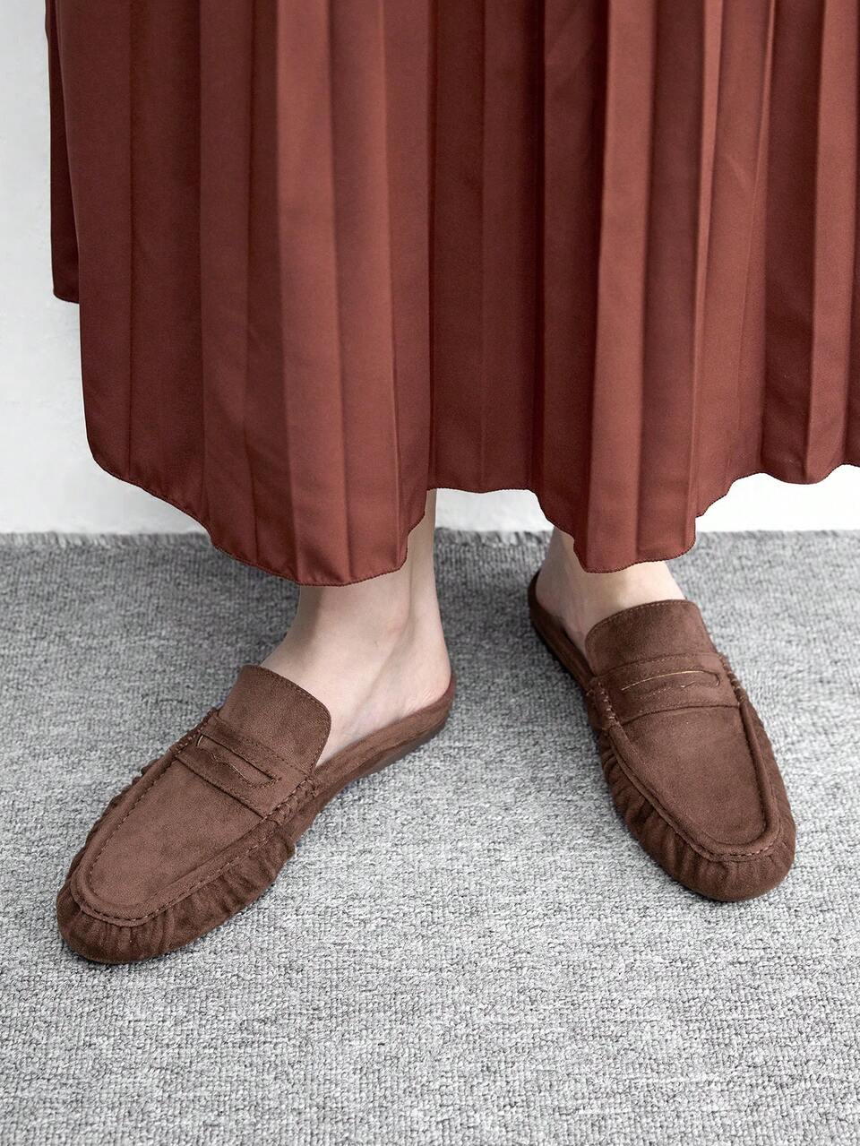 CUCCOO BIZCHIC Retro Pleated Closed Toe Mop, Suede Mules, Versatile Round Toe Casual Women's Shoes, Slouchy Atmosphere Artifact