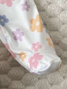 3 peças Enviadas Aleatoriamente 2 peças Macacão com Pés de Manga Comprida com Estampa de Urso Flor e Laço Fofo para Bebé Recém-Nascida Menina 2 peças Conjunto - Multicolorido - Ver 3