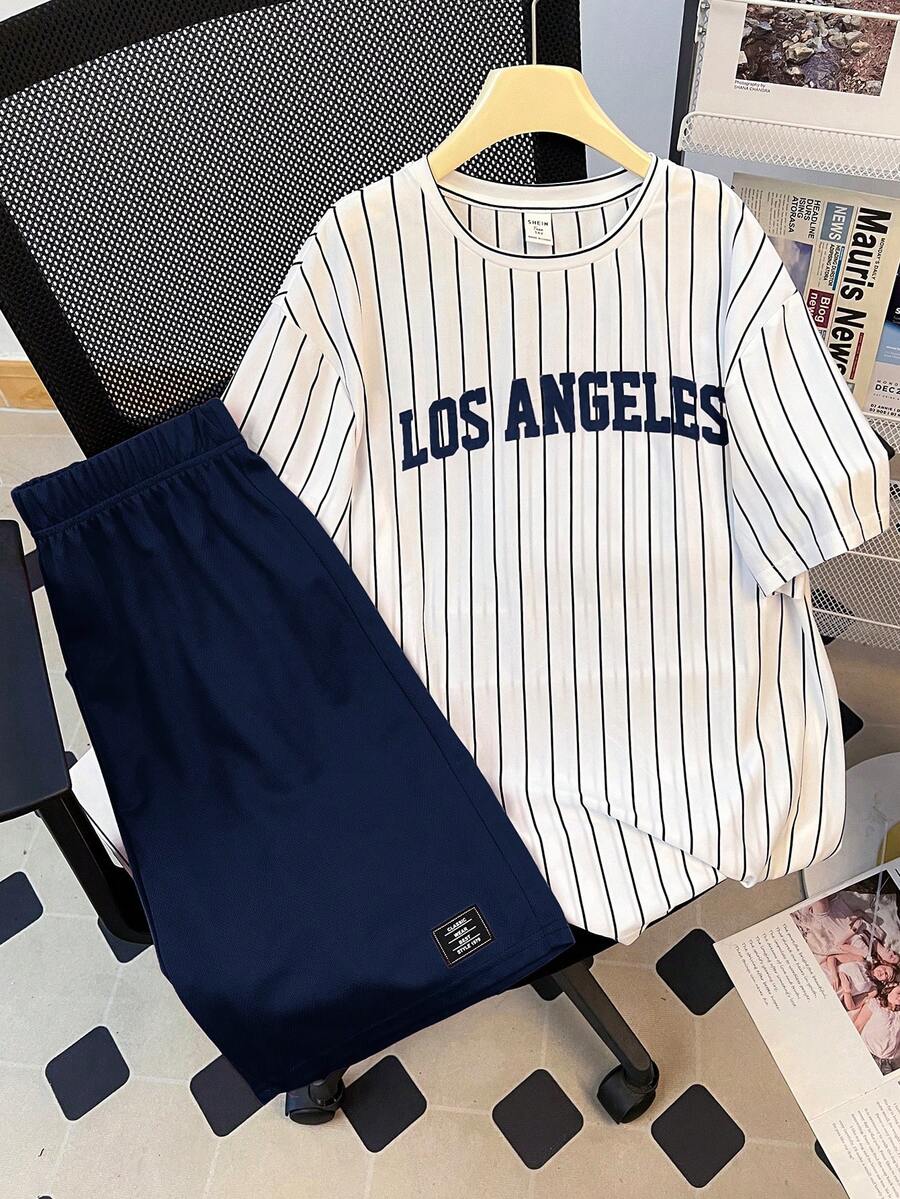 SHEIN 青少年男孩字母與條紋印花圓領短袖T恤與純色短褲套裝 - 藏蓝色 - 查看 1