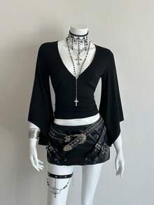 EgrlEra Camiseta ajustada de algodón rastreable con escote en V profundo y manga media sexy - Negro - Ver 4