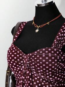 SHEIN ICON 女款大尺碼夏季復古性感時尚休閒千禧風 Y2K 棕色底粉色波點圖案抓皺胸前不對稱下擺網紗細肩帶背心 - 彩色 - 查看 5