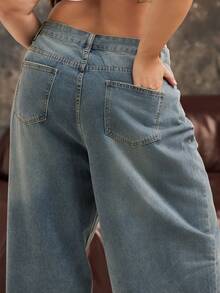 Lele Munniz Celana Jeans Boyfriend Longgar Ukuran Besar dengan Efek Sobek dan Cuci, Celana Jeans Kasual - Medium Wash - View 5