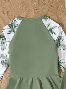 SHEIN 青少年女孩坦基尼泳衣套裝，可愛休閒保守軍綠色熱帶植物椰子樹針織數位印花長袖拼色拉鍊下擺荷葉邊泳衣，上衣配拼色長褲，時尚休閒優雅成熟淑女風，適合游泳、夏季度假、夏季海灘、海邊、泳池、游泳池、暑假派對、休閒度假 - 墨綠色 - 查看 5