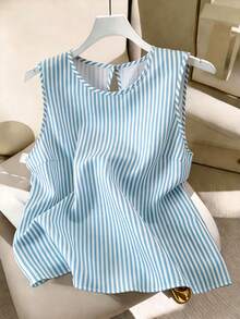 GlowEve CURVE Plus Size Women's Summer Fashion Elegant Commute Round Neck Sleeveless Striped Blouse Shirt - Blue and White - View 3