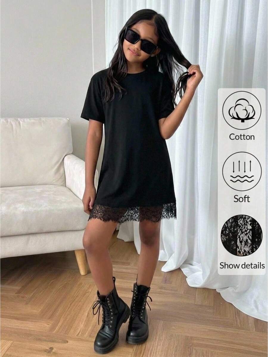 少女時尚新款春夏圓領短袖寬鬆黑色T恤洋裝，拼接黑色蕾絲飾邊下擺短洋裝，棉質面料，適合休閒、度假穿搭