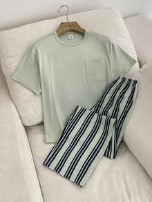 SHEIN Vintaside Kids 青少年男孩簡約清新綠色圓領羅紋雙面刷毛面料短袖上衣與黑綠條紋梭織面料長褲，簡約舒適居家服2件套 - 綠色 - 查看 2