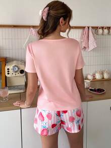 SweetSlumber Set Piyama Wanita Nyaman dengan Motif Stroberi dan Pita Warna-warni, Leher Bulat, Warna Pink, Putih, dan Pink untuk Musim Panas. - MultiWarna - View 2