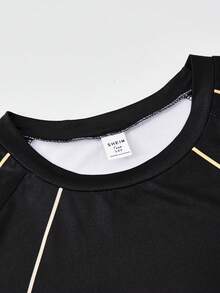 SHEIN 青少年男童圓領休閒字母印花T恤與運動長褲套裝 - 黑色 - 查看 4