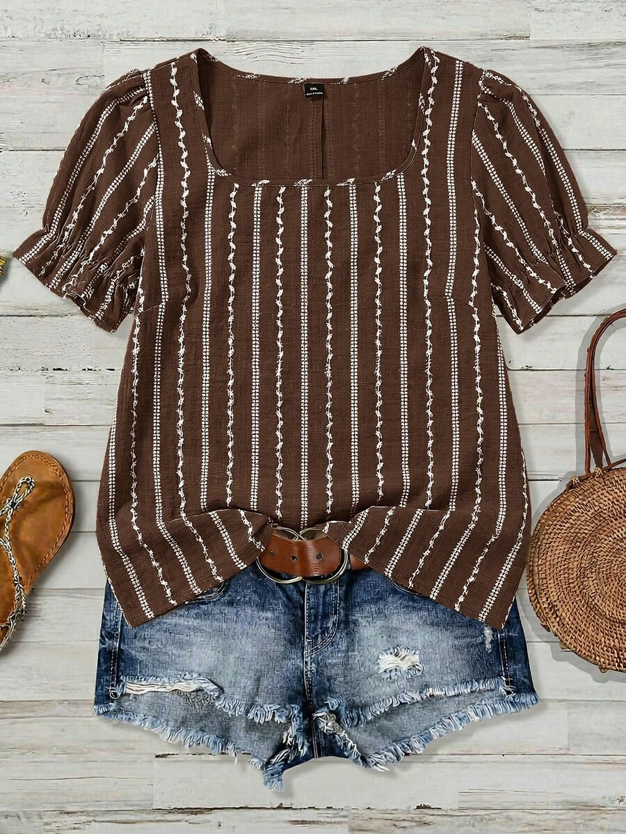 SHEIN VCAY 大尺碼仿刺繡印花圖案方領休閒百搭短袖襯衫,夏季 - 棕色 - 查看 1