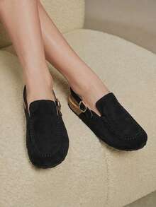 Solecia Sepatu slip-on datar wanita terbaru, sandal setengah belakang terbuat dari bahan suede imitasi, dengan desain tali belakang. Sederhana, nyaman, dan serbaguna, cocok untuk bepergian, berbelanja, berjalan-jalan, dan berlibur. - Hitam - View 10