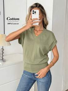 Easowa Women's Solid Color V-Neck Batwing Short Sleeve Casual T-Shirt - Green - View 6