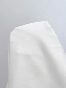 GlowEve 春夏女款新款V領交叉金屬扣收腰不對稱下擺設計小眾優雅通勤法式風上衣 - 白色 - 查看 3