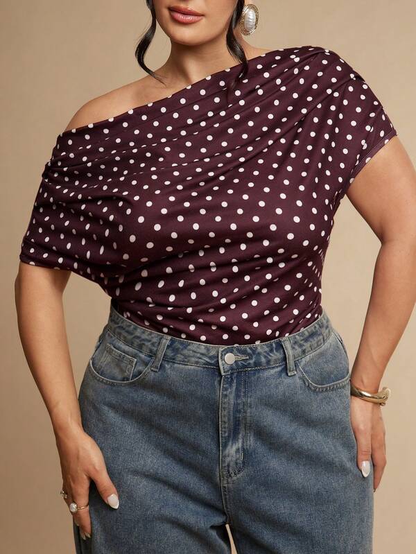 SHEIN BAE CURVE 大尺碼百搭極簡印花不對稱領縮褶度假與日常穿搭連身衣