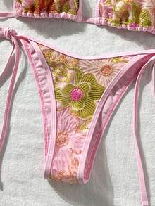 Swim Vcay Swim Bonvoyette 2件組 春夏度假花卉亮片紋理面料掛脖三角比基尼上衣與側綁比基尼褲女款性感泳衣套裝 - 彩色 - 查看 3
