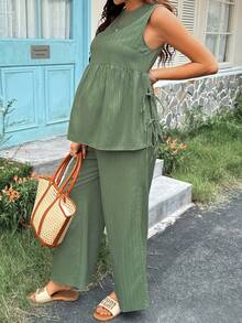 SHEIN Conjunto de 2 piezas de maternidad con top plisado de unicolor y pantalones largos con cintura ajustable, casual para uso diario - Verde - Ver 8