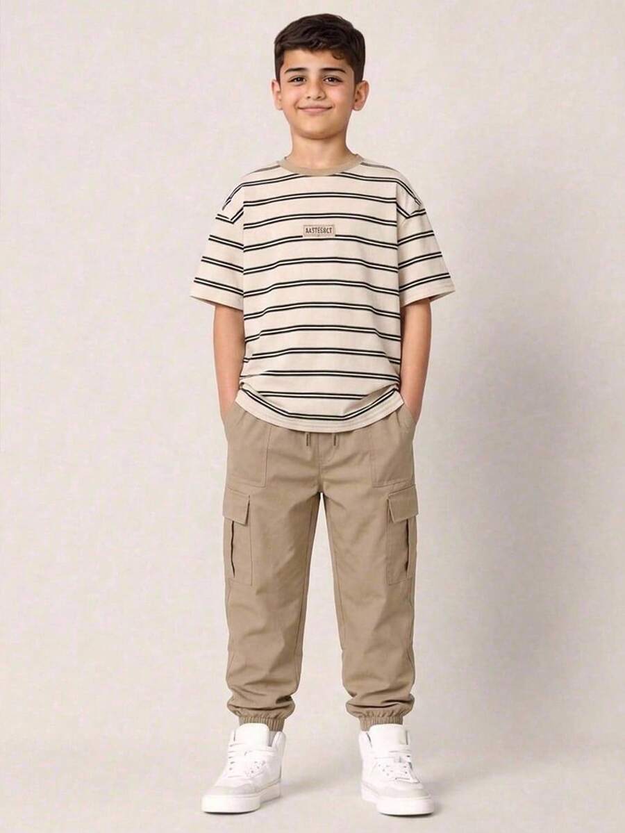 2件/套 青少年男孩休閒舒適百搭條紋印花短袖上衣與素色長褲套裝 - 彩色 - 查看 1