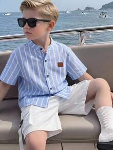 SHEIN Genkimix Kids 1件小男孩時尚藍白條紋襯衫，柔軟舒適面料，適合外出、拍照、運動及各種場合 - 藍色 - 查看 8