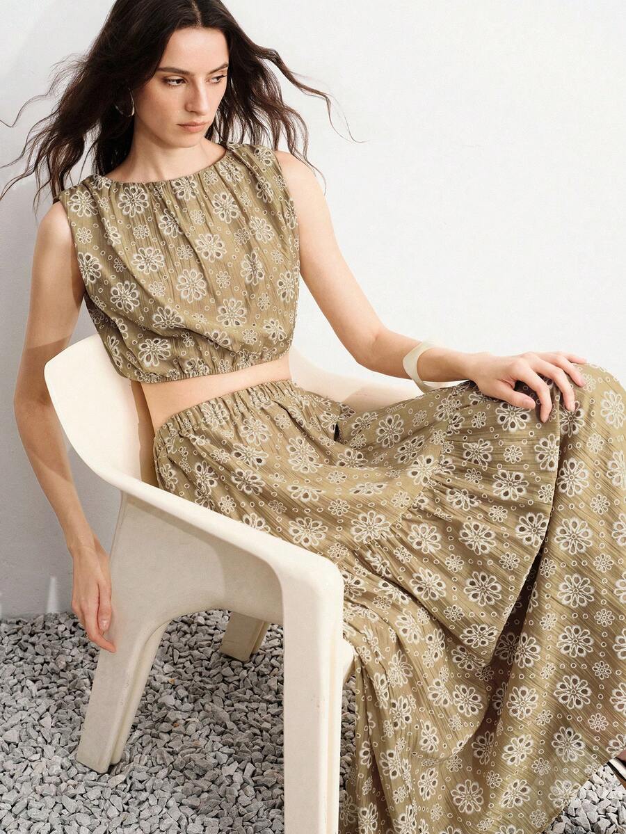 Aveloria Modichic Summer Hollow Embroidery Floral 3D Heavy Fabric Khaki Off-Shoulder Sleeveless Cropped Loose Top Patchwork A-Line Long Skirt Women's 2-Piece Set Sexy - Green - View 1
