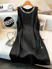 GlowEve CURVE Plus Size Round Neck Pearl Embellished Elegant Sleeveless Dress - Black - View 1