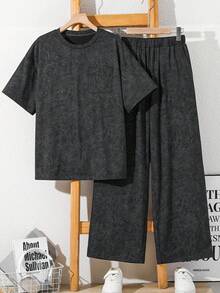 SHEIN 青少年男孩 2件組休閒雪花印花圓領針織T恤與長褲套裝，舒適面料，時尚版型，春夏新品，適合多季節與多場合 - 黑色 - 查看 5