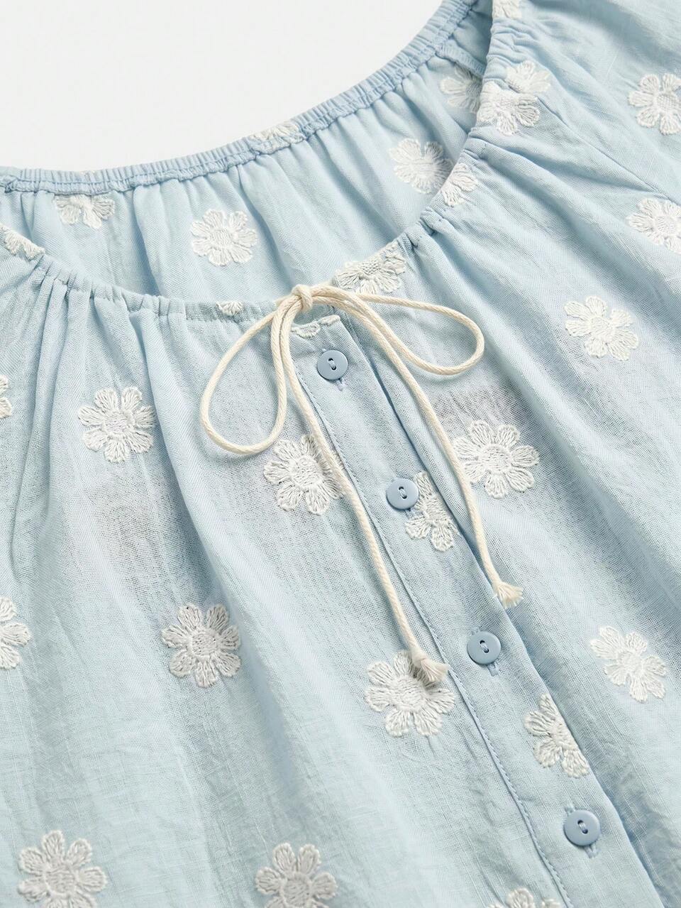 Blue And Cream Floral Embroidered Smock Blouse, Scoop Neckline Loose Fit Summer Holiday Casual Vintage