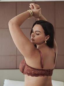 Slumbrini 1 Set Women Plus Size Solid Color Lace Underwire Comfortable Bra Set, Lift - Redwood - View 2
