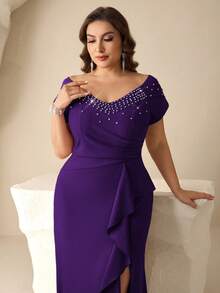 Coutiva Plus Size Solid Color Rhinestone Decorated V-Neck Short Sleeve Mother Of The Bride Dress - Purple - View 8