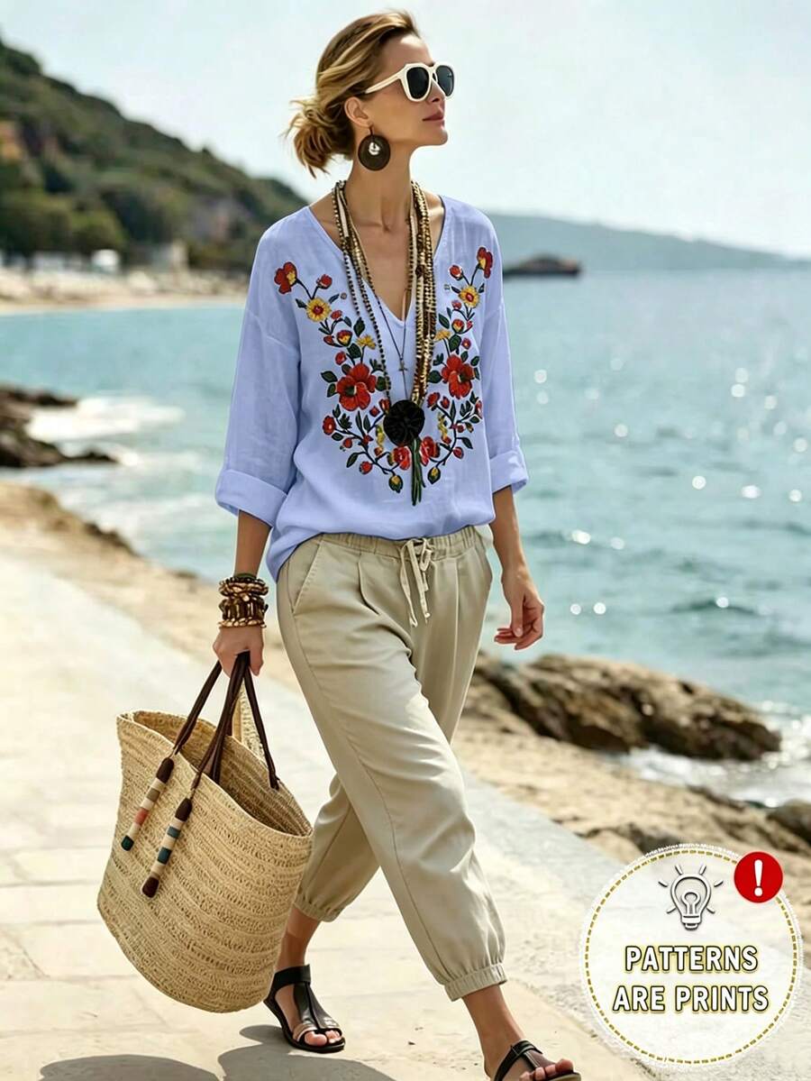 SHEIN Holidaya 女款度假風花卉刺繡V領針織上衣,女款海灘度假T恤,波希米亞風針織T恤 - 淺藍色 - 查看 1