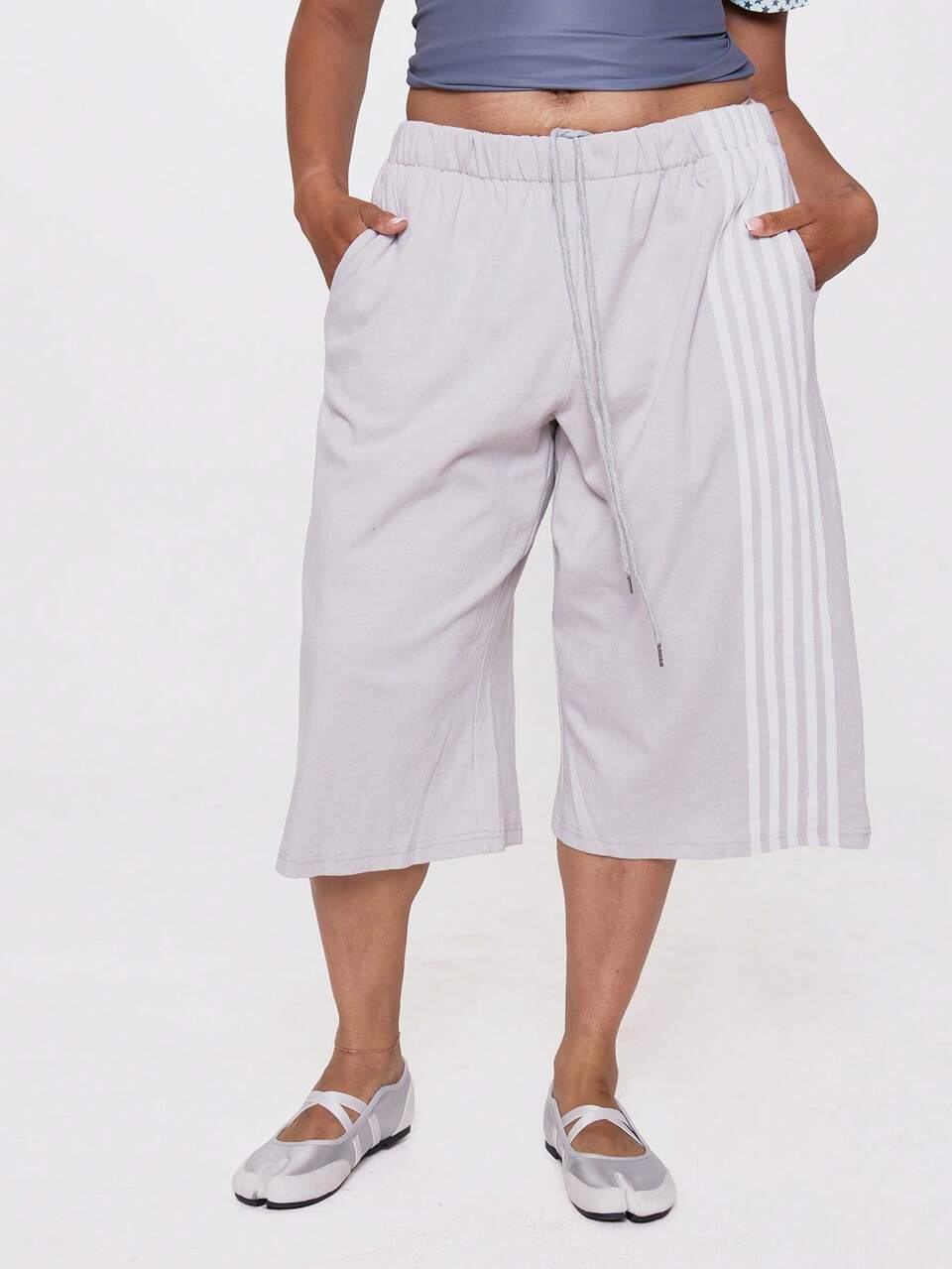 Curve Grey Elasticated Waist Side Stripe Loose Fit Baggy Sweat Jogger Jort Capri Pants