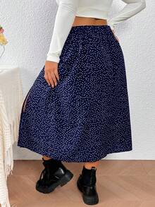 SHEIN PETITE CURVE 大尺碼中長版 A 字開衩圓點休閒度假裙 - 藏蓝色 - 查看 2