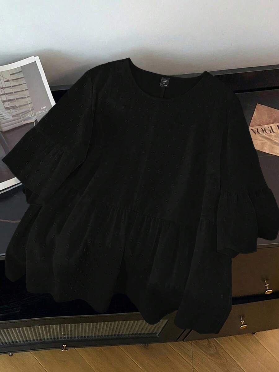 GlowEve CURVE Kemeja Kasual Serbaguna untuk Wanita Ukuran Besar dengan Warna Polos untuk Aktivitas Sehari-hari - Hitam - View 1
