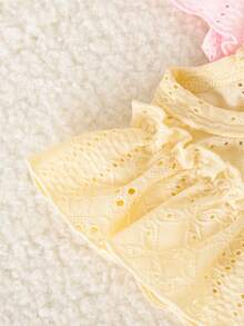 SHEIN Playful Pals [女童甜美荷葉袖上衣]夏季新款嬰兒鏤空刺繡花卉無袖T恤兒童蕾絲外套背心多色可選 - 彩色 - 查看 9
