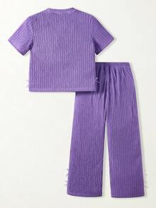 SHEIN Casuvi Kids 女童休閒時尚日常圓領短袖短版黑色T恤搭配3D蝴蝶結裝飾直筒寬鬆長褲夏季套裝 - 紫色 - 查看 2