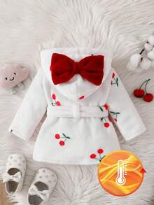 SHEIN 秋冬新生兒白色底可愛紅櫻桃印花雙面法蘭絨絨毛蝴蝶結睡袍 - 白色 - 查看 2