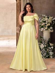 Aureia Plus Size Elegant Minimalist Regular Shoulder Ruched Waist Luxurious Satin Fitted Dress, Suitable For Weddings, Parties, Formal Events, Bridesmaid - Yellow - View 5