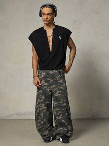 FRESIVO Men's Knight Print Notch V-Neck Casual Versatile Tank Top - Black - View 4