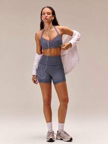 GLOWMODE FeatherFit™ Bring The Heat Bra Olahraga Halter Demi Anti-Selip Lembut dan Ringan dengan Cup yang Dapat Dilepas, Cocok untuk Yoga, Pilates, Studio, dan Aktivitas Sehari-hari dengan Dampak Rendah - Blue and White - View 7