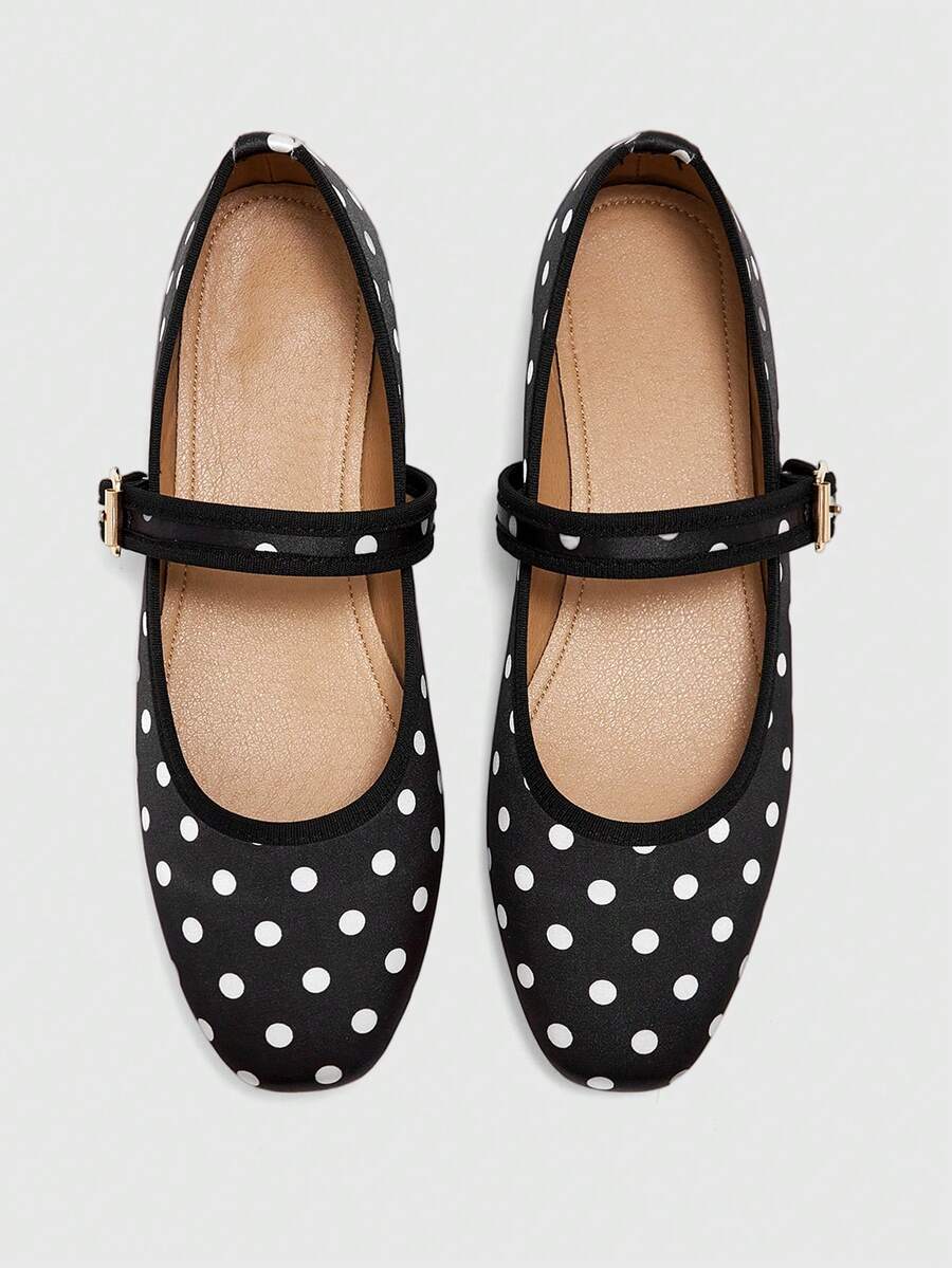 CUCCOO CHICEST Spring And Autumn Metal Buckle Contrasting Color Hemming Round Toe Flat Bottom, Retro Style Mary Jane Shoes Commuting Shopping - Black and White - View 1