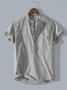 Manfinity Homme 男士 1 件短袖扣條紋口袋襯衫,休閒,男友禮物 - 灰色 - 查看 1