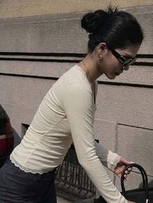 DAZY 春夏秋女款純色交叉領T恤校園風 - 米色 - 查看 2