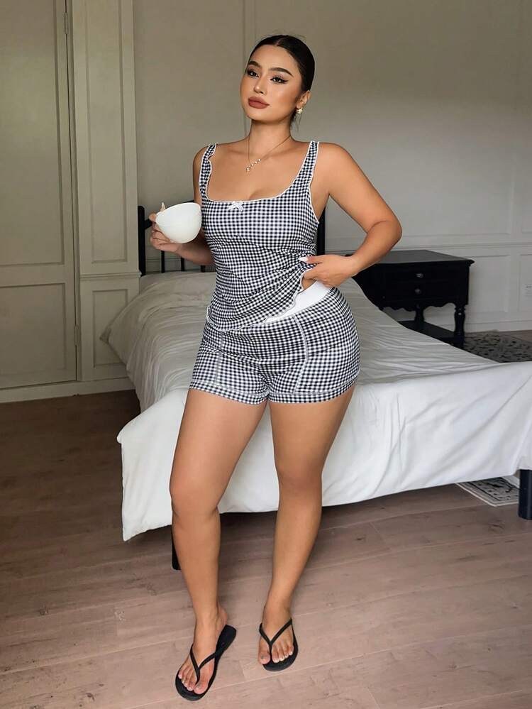Dazy Plus Fashion Plaid Fitted Camisole Top & Mini Shorts Loungewear Plus Size Women's Spring/Summer Sexy Pajama Set