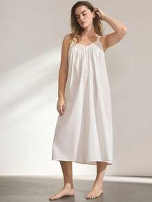 Ocili Camisón de algodón suave con bordado floral y diseño de botones huecos, vestido cómodo para el hogar para mujeres de talla grande - Blanco - Ver 4