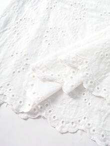 Rusticease 大尺碼女款鏤空刺繡圓領短袖休閒襯衫 - 白色 - 查看 5