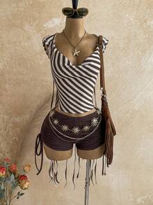 Soleia Top com Capuz, Barra com Babado, Design de Borla e Listras para Mulheres - Castanho - Visão 4