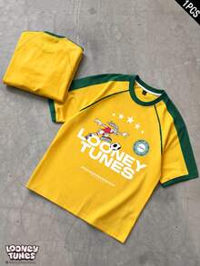 LOONEY TUNES X SHEIN PAVTROS 男士圓領拼接字母與卡通印花休閒日常足球T恤 - 黃色 - 查看 6