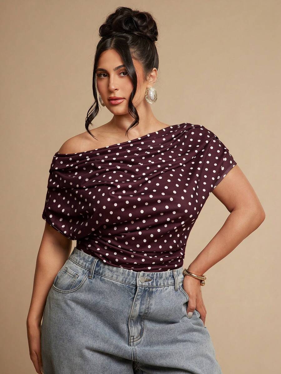 SHEIN BAE CURVE Bodysuit Ukuran Plus Serbaguna dengan Motif Minimalis, Leher Asimetris, dan Detail Kerut untuk Liburan & Pakaian Sehari-hari